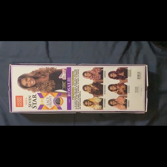 Model Model purple ombré Rosalie wig. - Picture 2 of 9